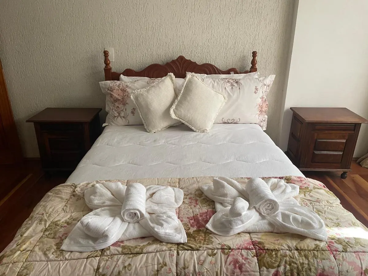 Suites Monte Belo Campos do Jordão 0*,  ブラジル