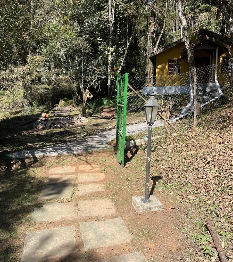 Suites Monte Belo Campos do Jordão ホームステイ