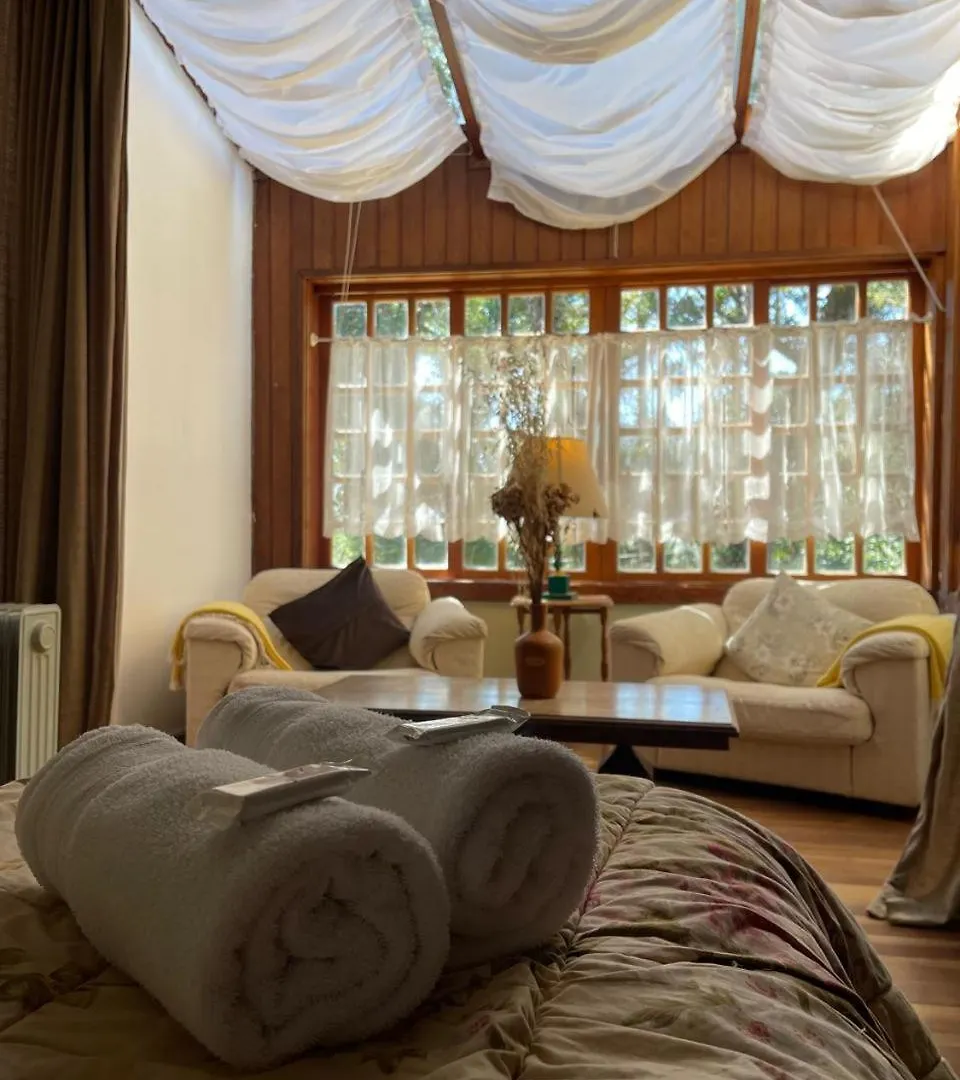 ホームステイ Suites Monte Belo Campos do Jordão ブラジル